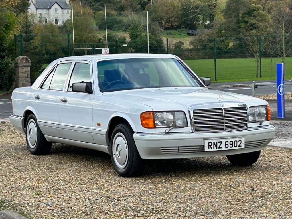 1990 Mercedes 300 SE @ Mulligan Motors Newry